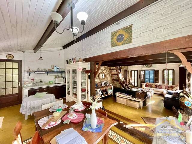 #480 - Casa em condomínio para Venda em Embu das Artes - SP