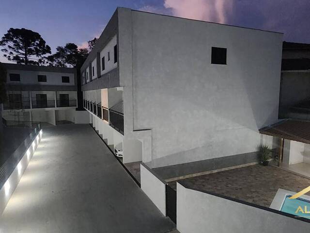 Venda em Outeiro de Passárgada - Cotia