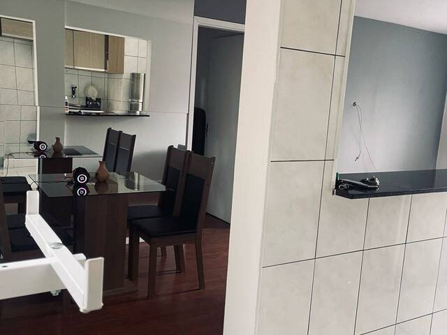 #665 - Apartamento para Venda em Carapicuíba - SP