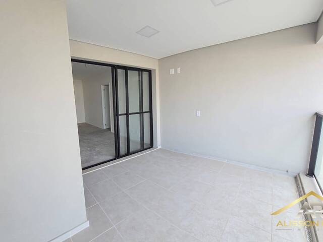 #741 - Apartamento para Venda em Osasco - SP