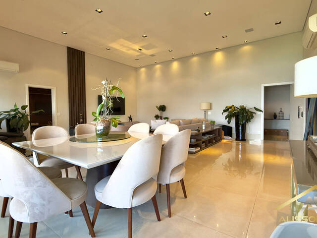 #744 - Apartamento para Venda em Santana de Parnaíba - SP
