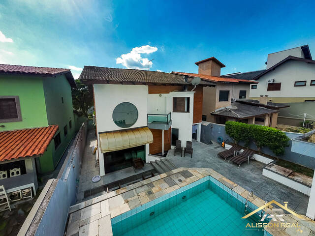 #812 - Casa em condomínio para Venda em Santana de Parnaíba - SP