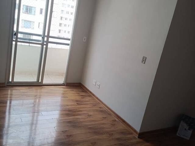 #825 - Apartamento para Venda em Carapicuíba - SP