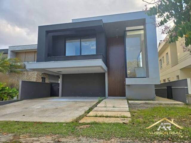 #608 - Casa em condomínio para Venda em Santana de Parnaíba - SP
