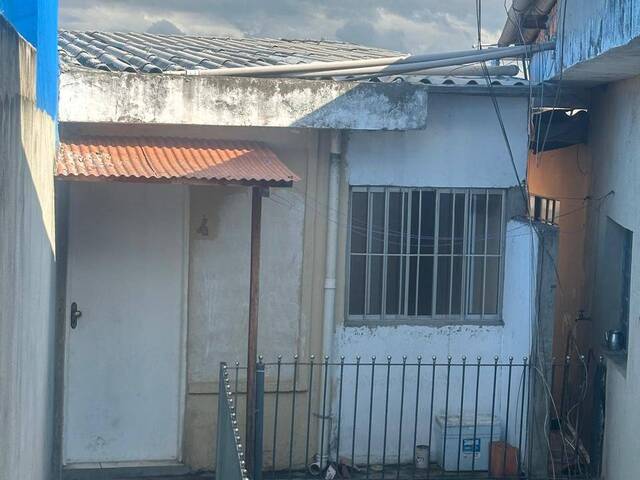 #1117 - Casa para Renda para Venda em Carapicuíba - SP