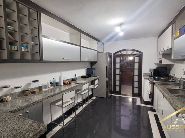 Sobrado para Venda em Osasco - 4