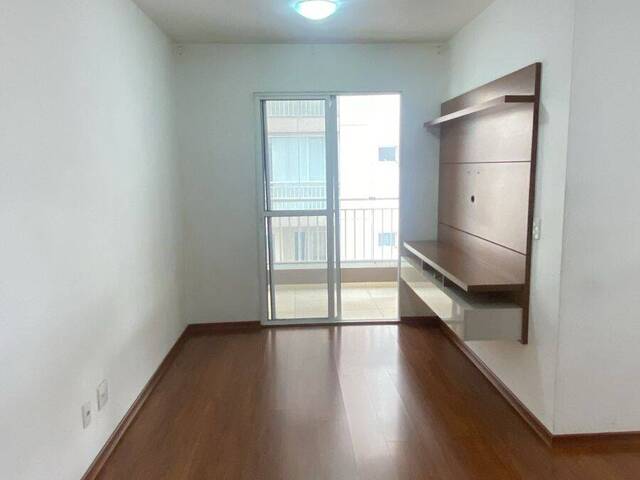 #1162 - Apartamento para Venda em Carapicuíba - SP