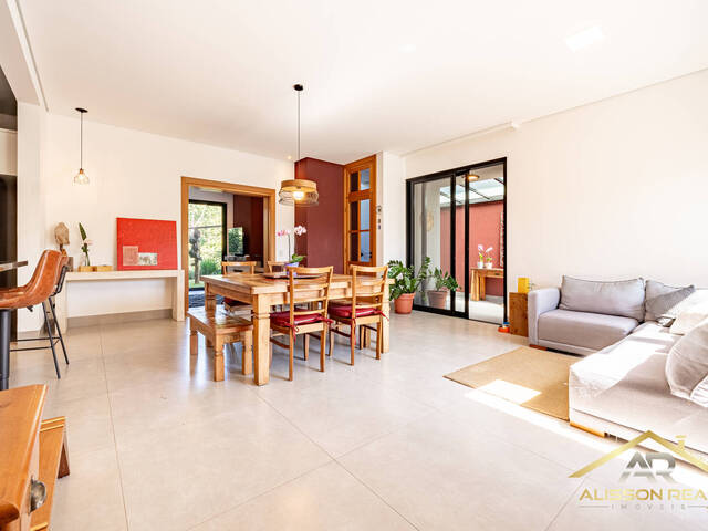 #1165 - Casa em condomínio para Venda em Santana de Parnaíba - SP