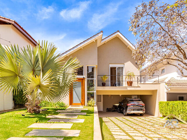 #1166 - Casa em condomínio para Venda em Santana de Parnaíba - SP