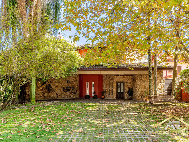 #1167 - Casa em condomínio para Venda em Santana de Parnaíba - SP