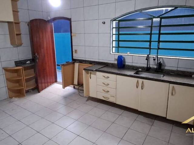 Casa Térrea para Venda em Osasco - 5