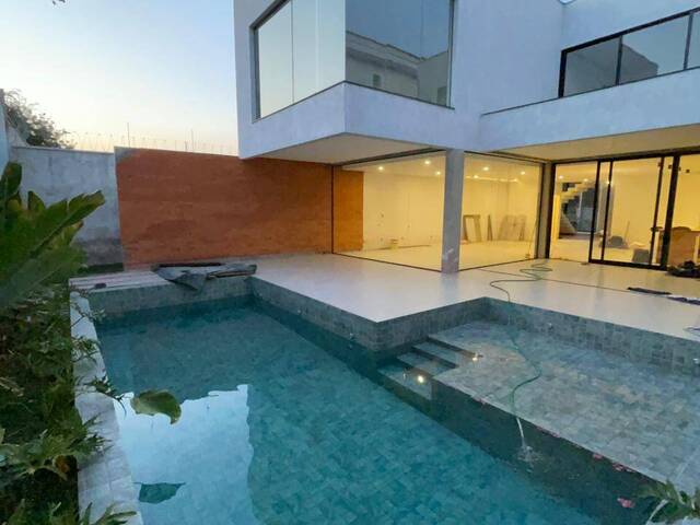 Sobrado para Venda em Osasco - 2