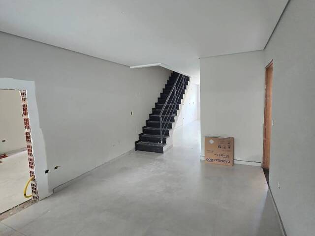 Sobrado para Venda em Osasco - 2