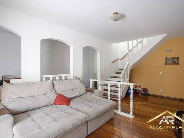 Sobrado para Venda em Osasco - 2