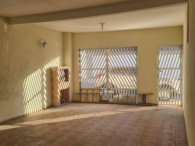 Sobrado para Venda em Osasco - 2