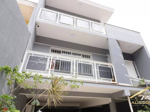 Sobrado para Venda em Osasco - 2