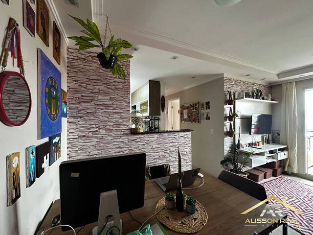 Apartamento para Venda em Carapicuíba - 3