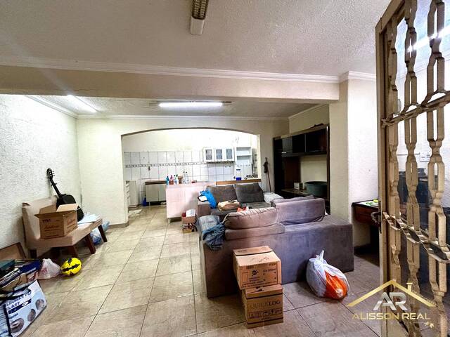 Casa para Renda para Venda em Osasco - 1