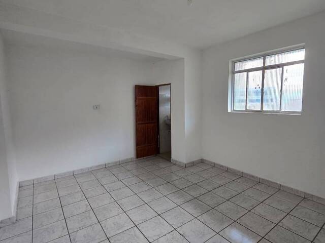 #884 - Casa para Renda para Venda em Osasco - SP