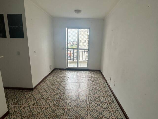 Venda em Vila da Oportunidade - Carapicuíba