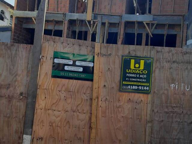 Sobrado para Venda em Osasco - 2