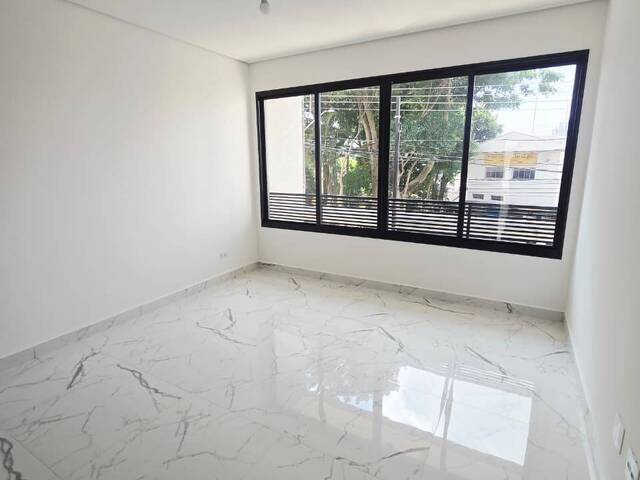 Sobrado para Venda em Osasco - 4