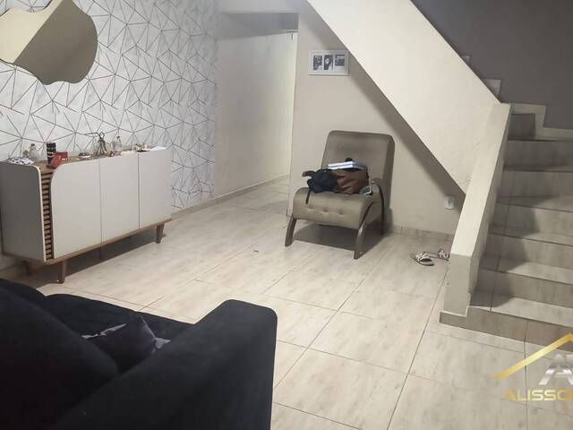 Sobrado para Venda em Osasco - 3