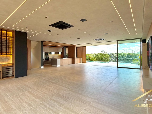 Casa em condomínio para Venda em Santana de Parnaíba - 2