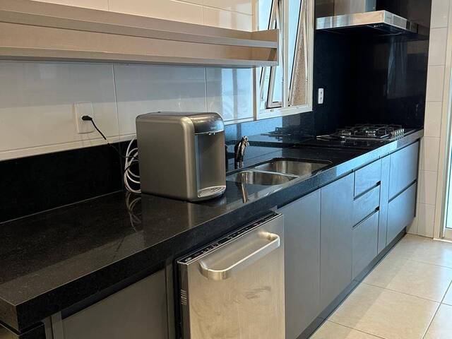 Apartamento para Venda em Santana de Parnaíba - 4