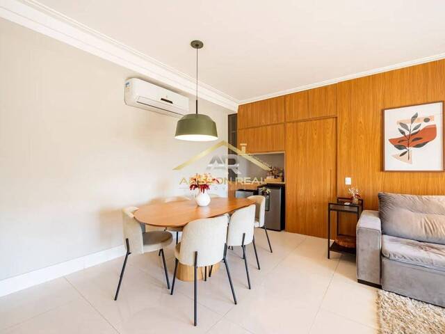 Apartamento para Venda em Santana de Parnaíba - 2
