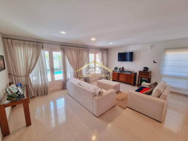Casa em condomínio para Venda em Santana de Parnaíba - 2