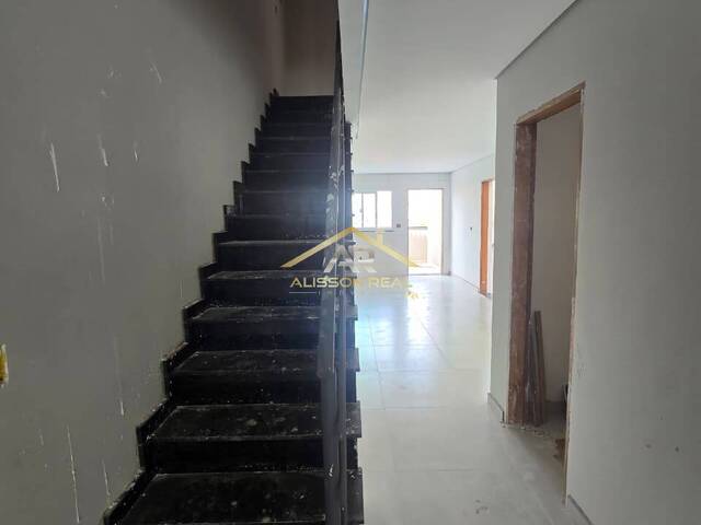Sobrado para Venda em Osasco - 2