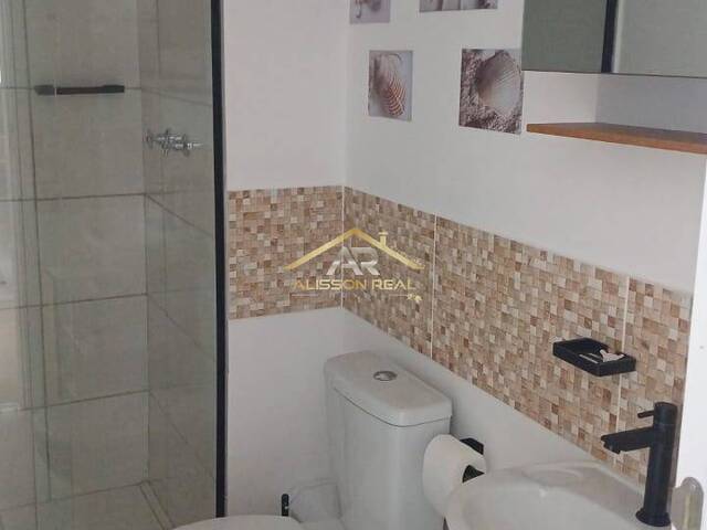 Apartamento para Venda em Carapicuíba - 5